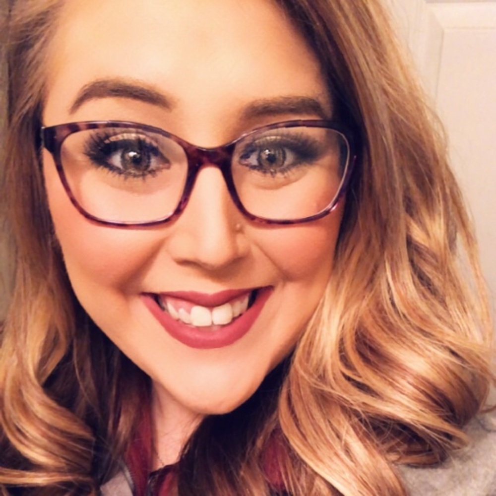 Meet your Posher, Crystal